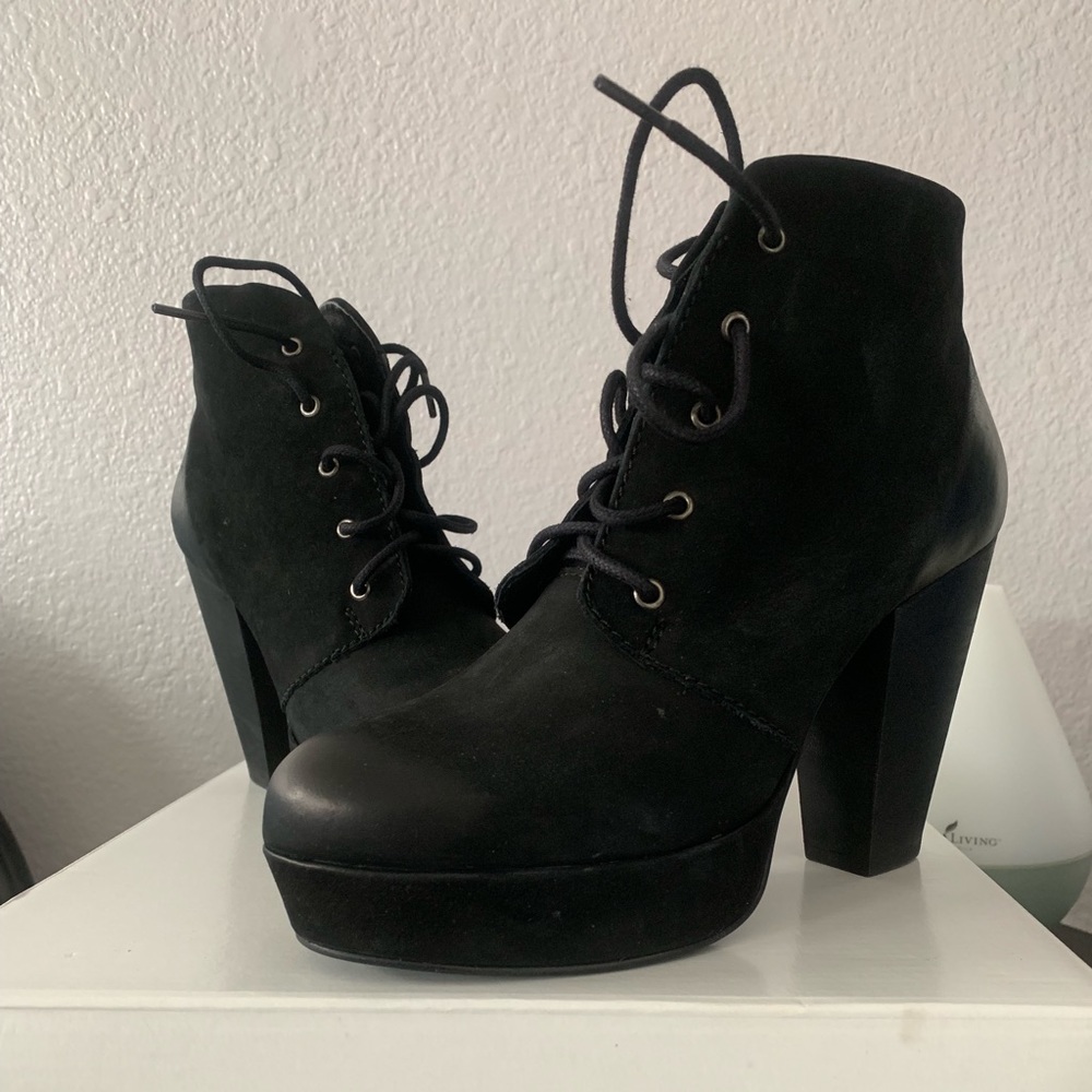 Brand new Steve Madden boots